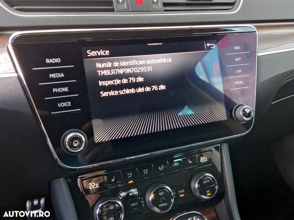 Skoda Superb 2.0 TDI 4X4 DSG Scout - 25