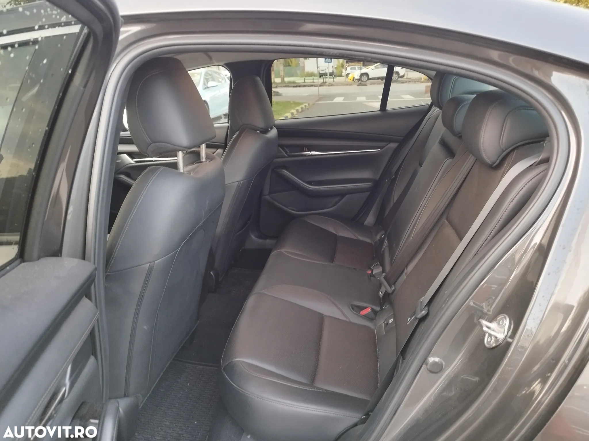 Mazda 3 G122 AT Plus - 10