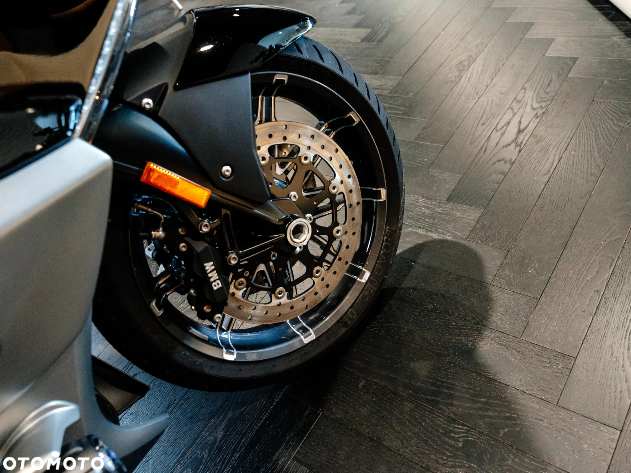 BMW K - 8