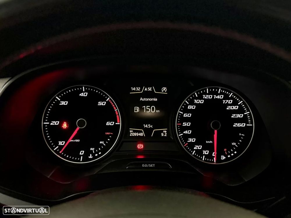 SEAT Leon ST 2.0 TDI FR Plus - 38