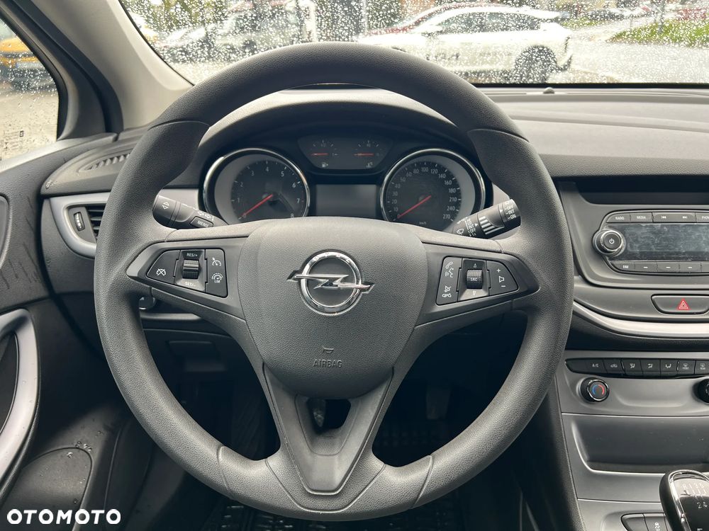 Opel Astra 1.4 Essentia - 19