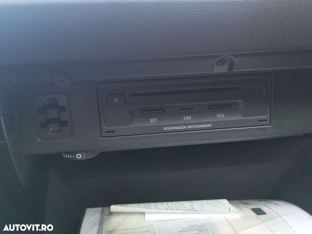 Volkswagen Passat Variant 2.0 TDI DSG 4Motion Highline - 26