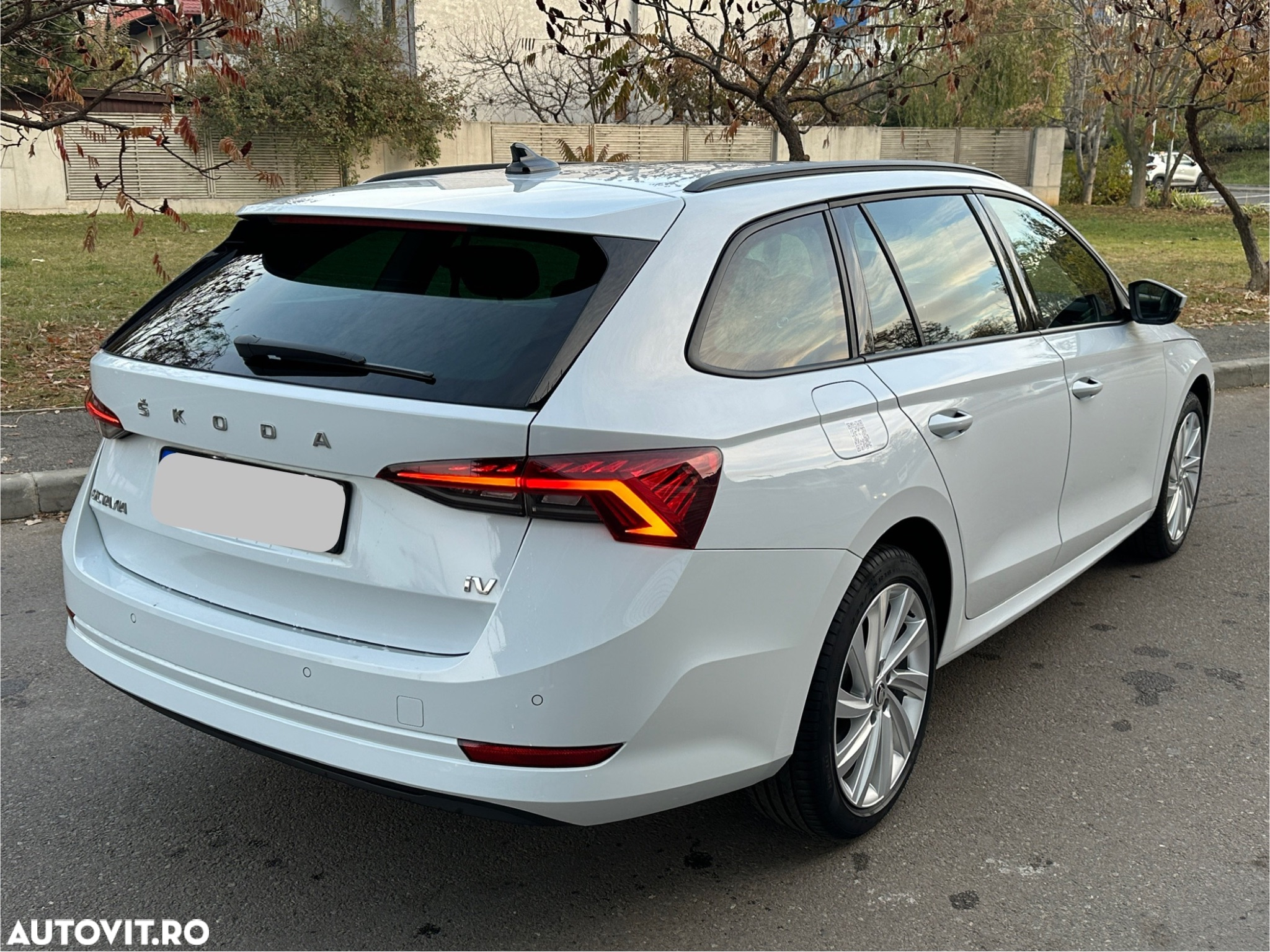 Skoda Octavia Combi 1.4 TSI iV DSG First Edition - 2