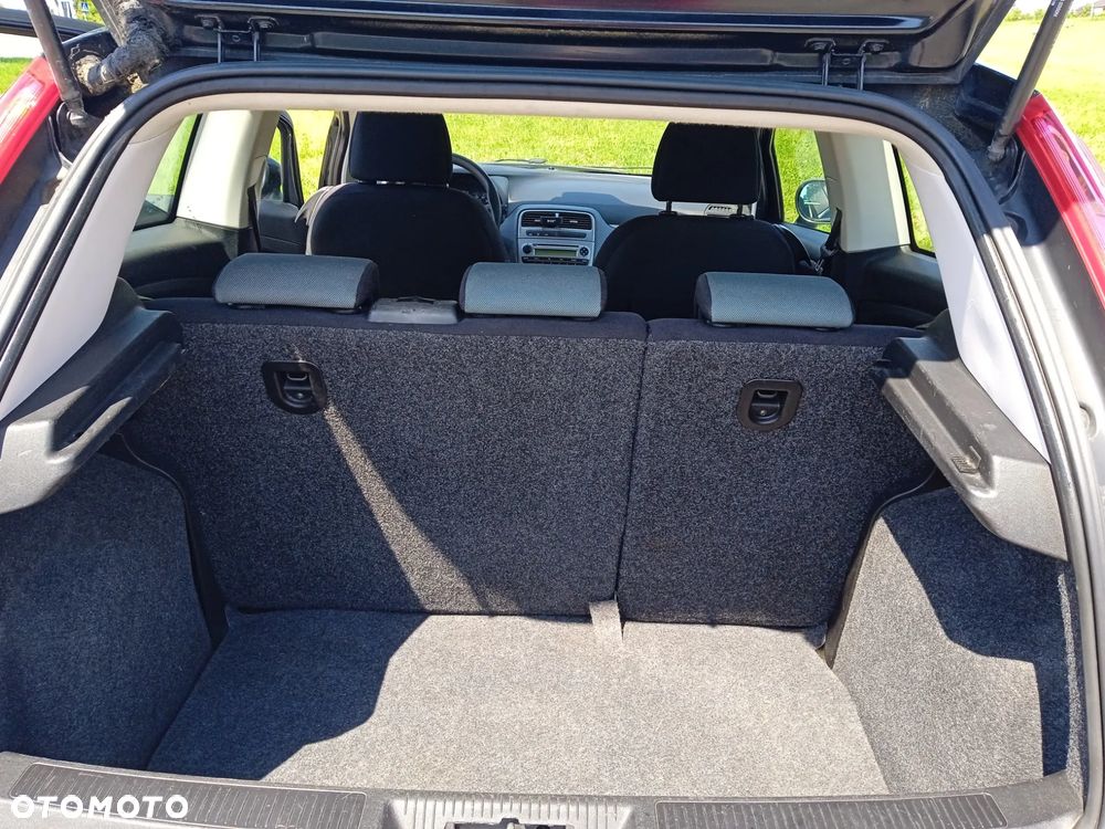 Fiat Grande Punto - 8