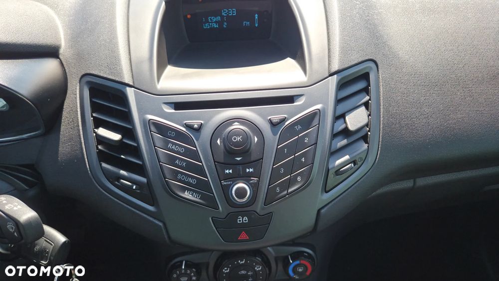 Ford Fiesta 1.4 Trend EU5 - 23