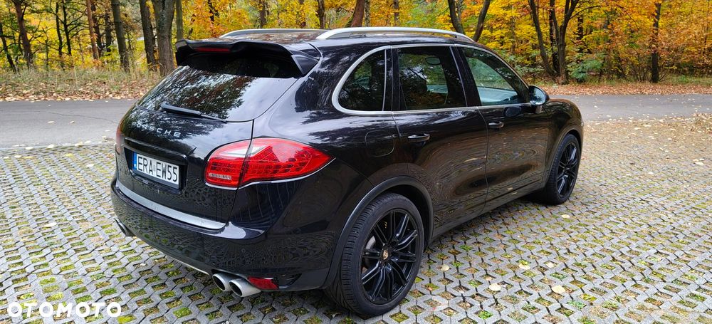 Porsche Cayenne 2012 photo 4