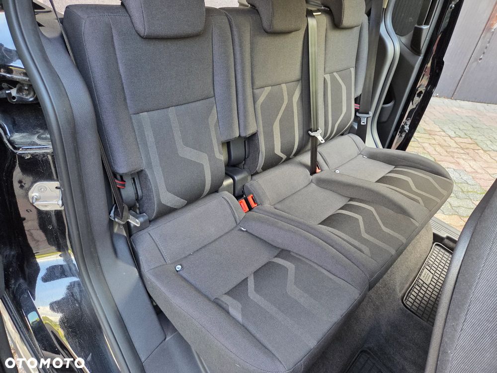 Ford Tourneo Connect - 27