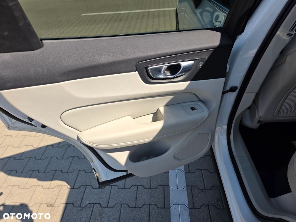 Volvo XC 60 B5 B Inscription - 14