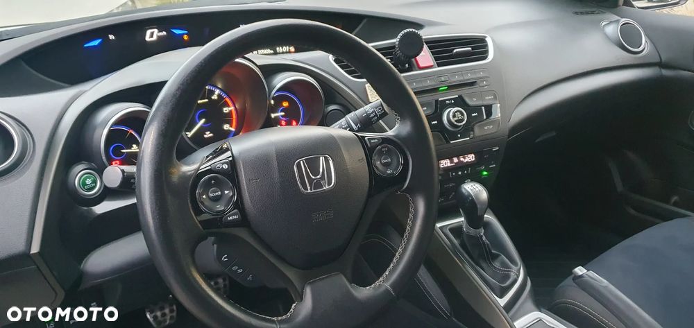 Honda Civic 1.6 i-DTEC Lifestyle (ADAS) - 18