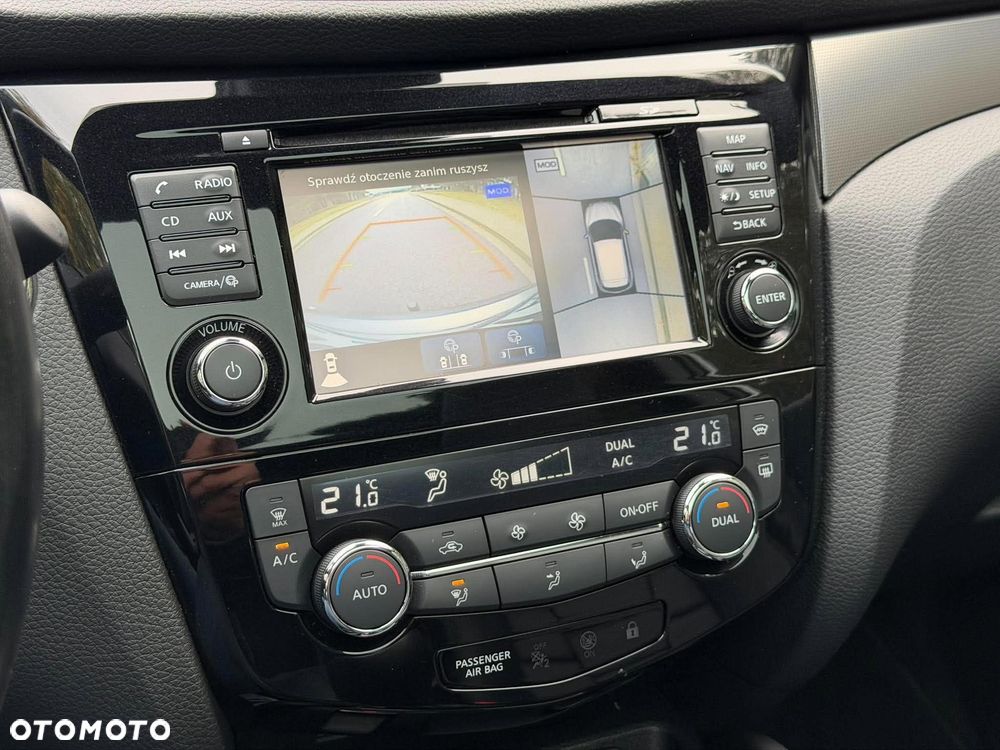 Nissan Qashqai 1.6 DCi Tekna+ - 25