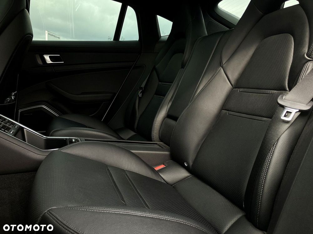 Porsche Panamera - 24
