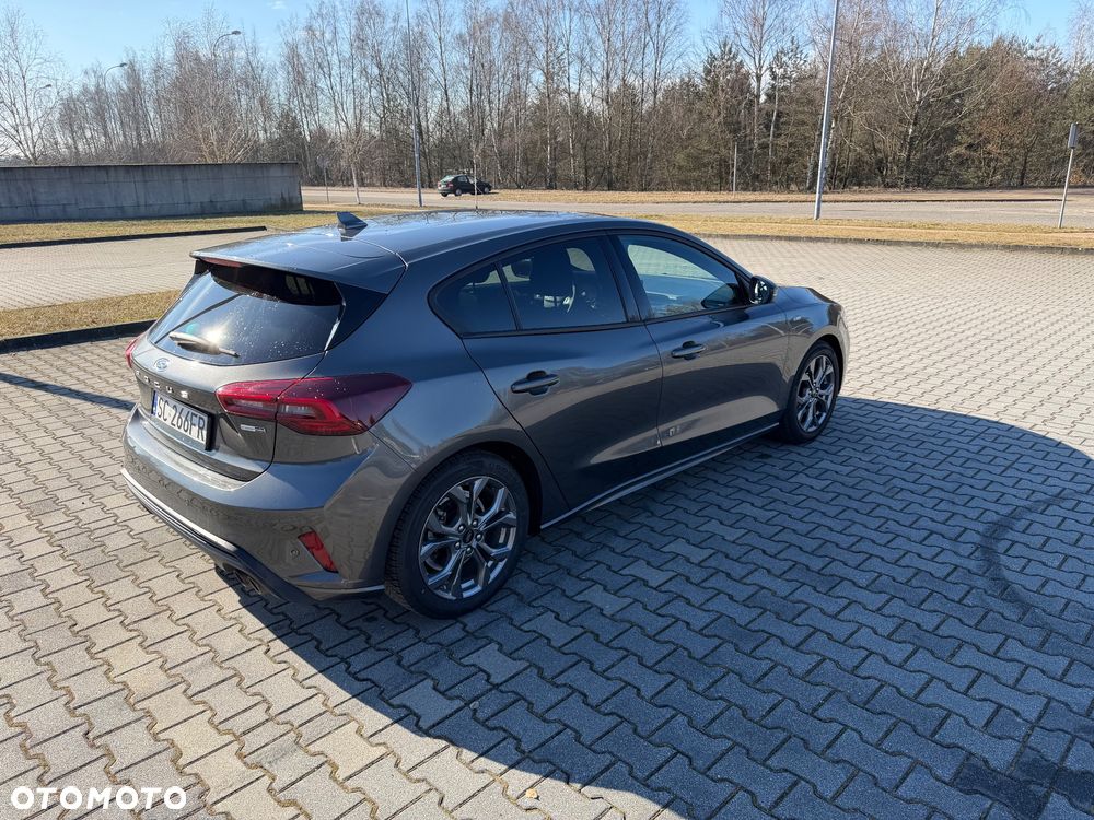 Ford Focus 1.0 EcoBoost mHEV ST-Line Design - 23