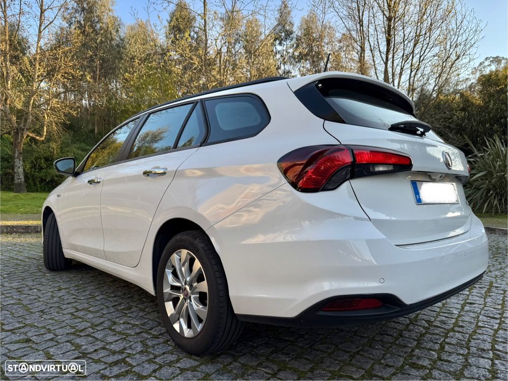 Fiat Tipo Station Wagon 1.3 M-Jet Lounge - 12