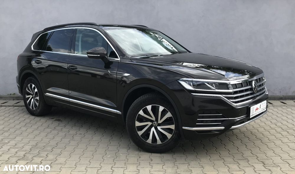 Volkswagen Touareg V6 TDI 4MOTION Elegance - 3