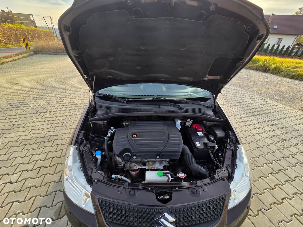 Suzuki SX4 - 25