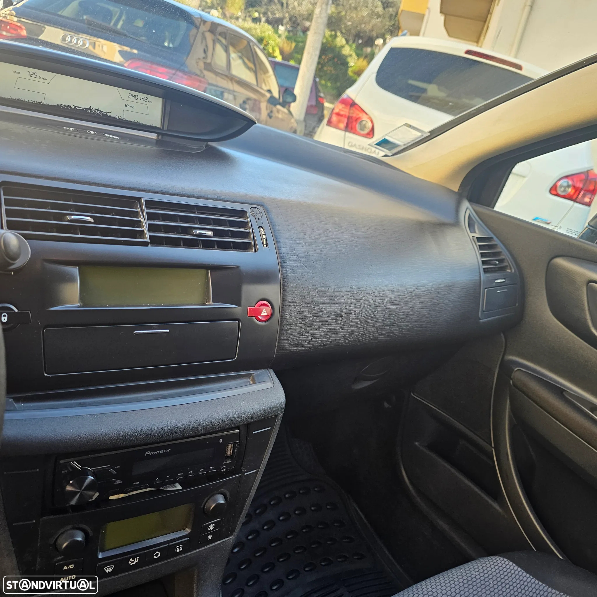 Citroën C4 - 27