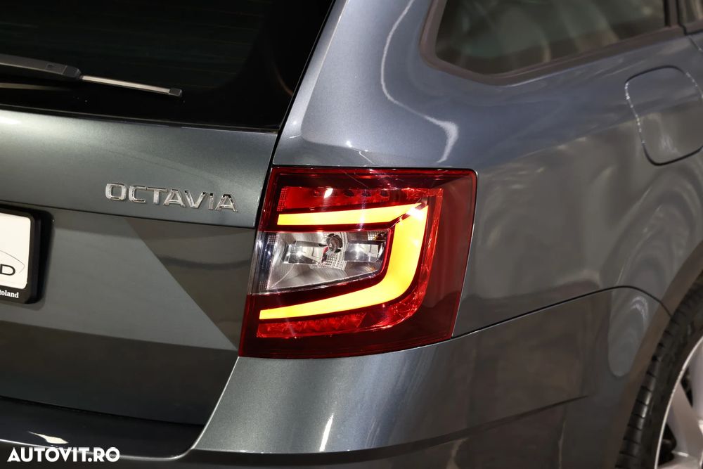 Skoda Octavia 1.6 TDI DSG Ambition - 34
