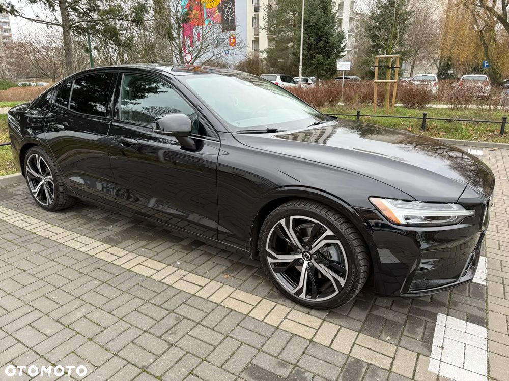 Volvo S60 B5 B AWD Plus Dark - 1