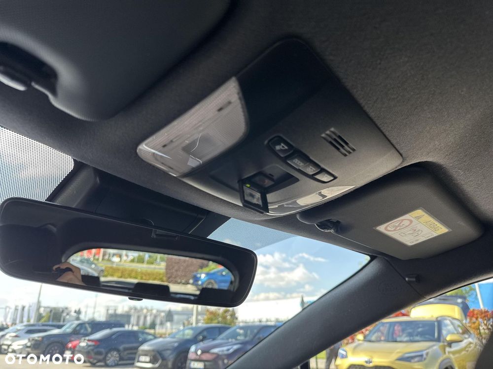 Toyota Corolla 2.0 Hybrid Comfort - 26