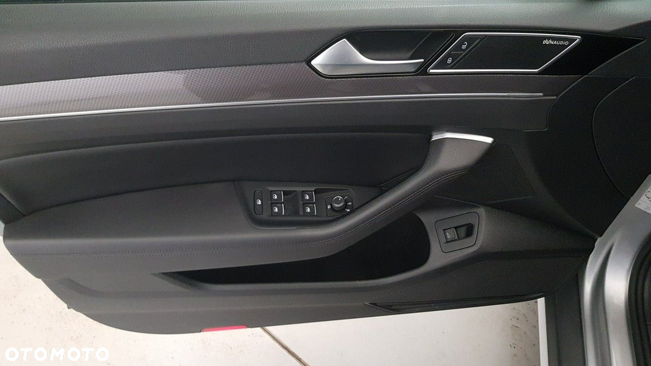 Volkswagen Passat Alltrack - 24