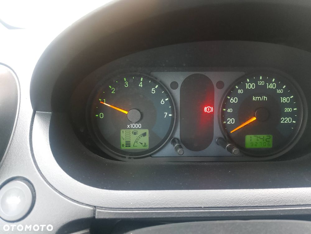 Ford Fiesta 1.4 Trend - 17