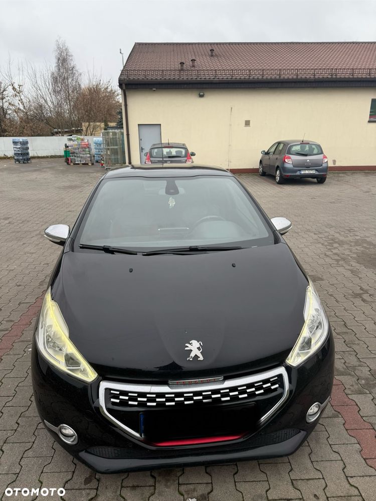 Peugeot 208 1.6 THP GTi - 1