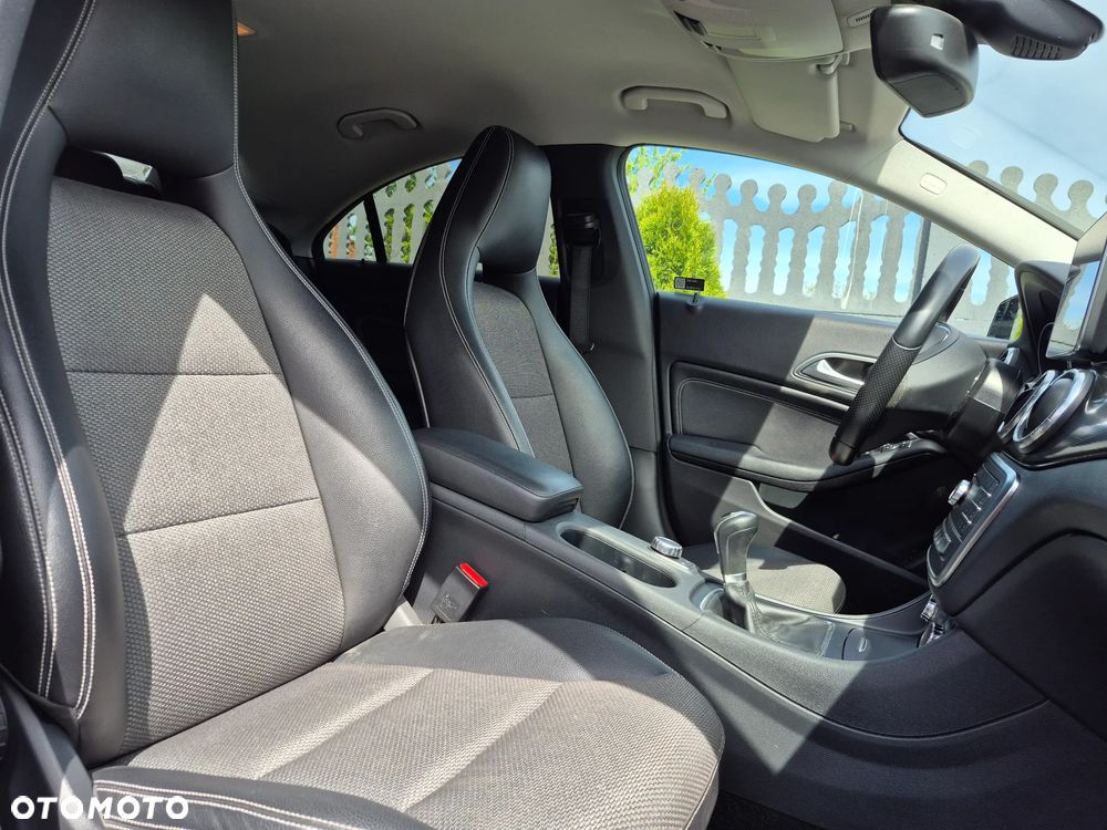 Mercedes-Benz CLA 200 - 15