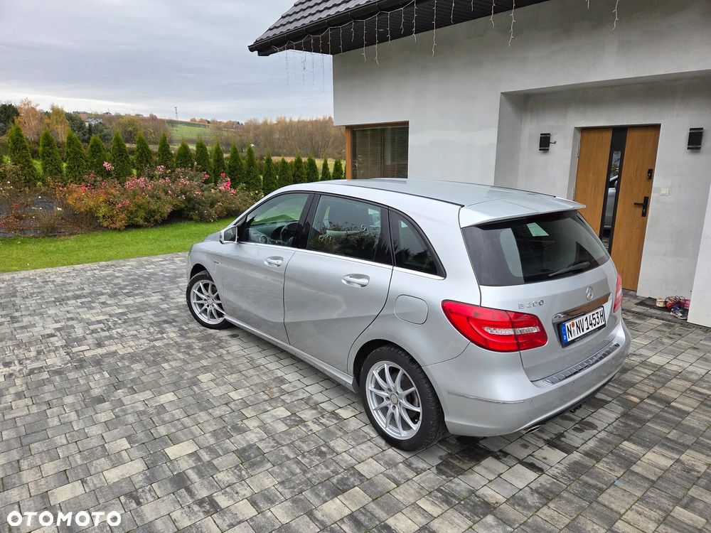 Mercedes-Benz Klasa B 200 (BlueEFFICIENCY) - 21