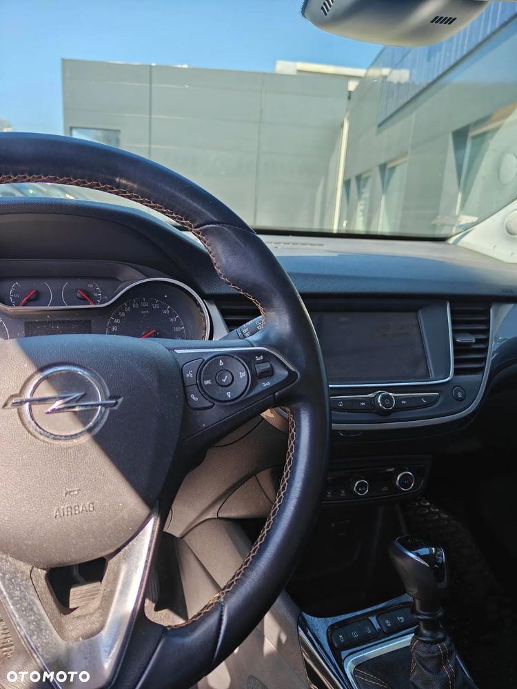 Opel Crossland X 1.2 T Elite S&S - 10