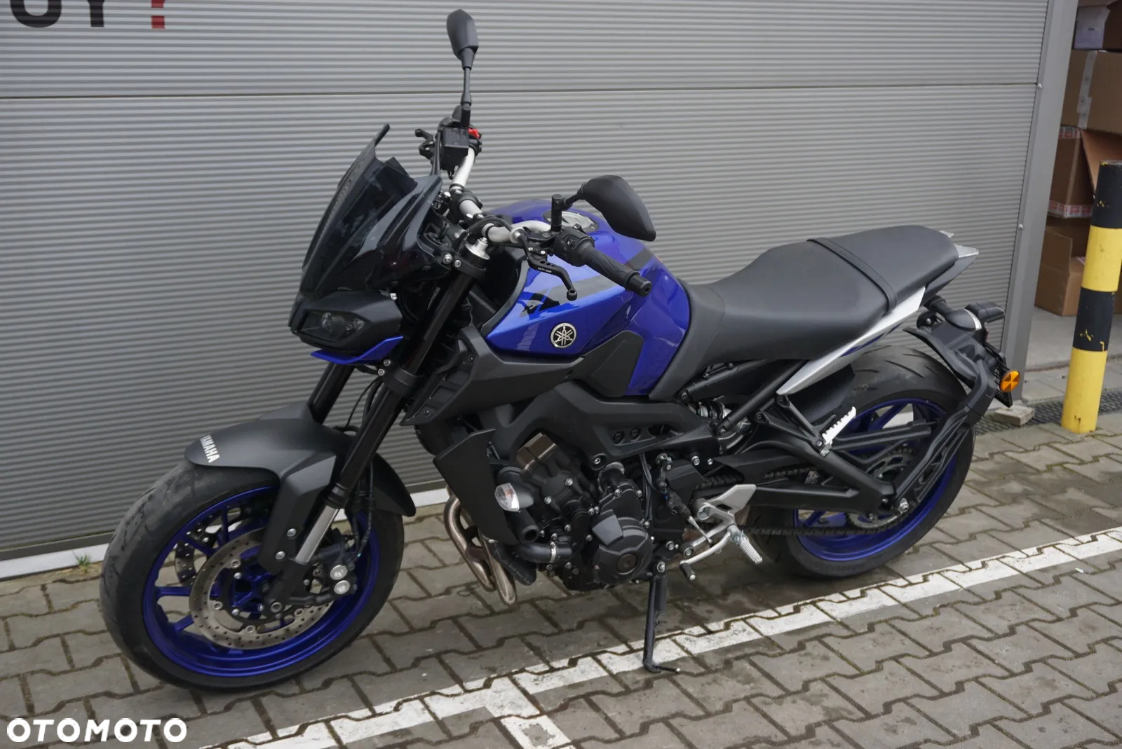 Yamaha MT - 9