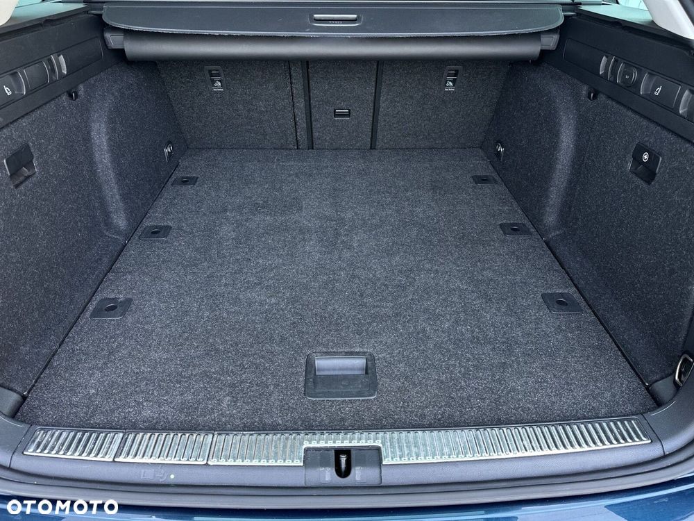 Skoda Superb 2.0 TDI SCR 4x4 L&K DSG - 11