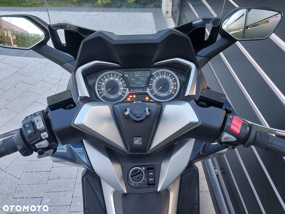 Honda NSS - 5