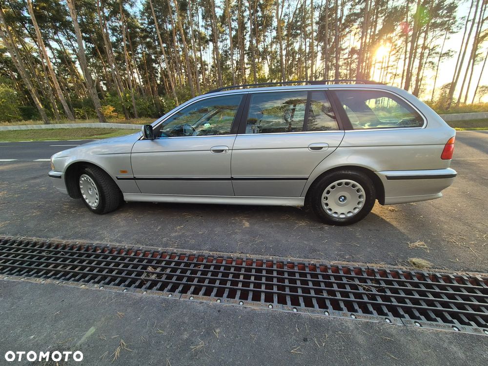 BMW Seria 5 - 18