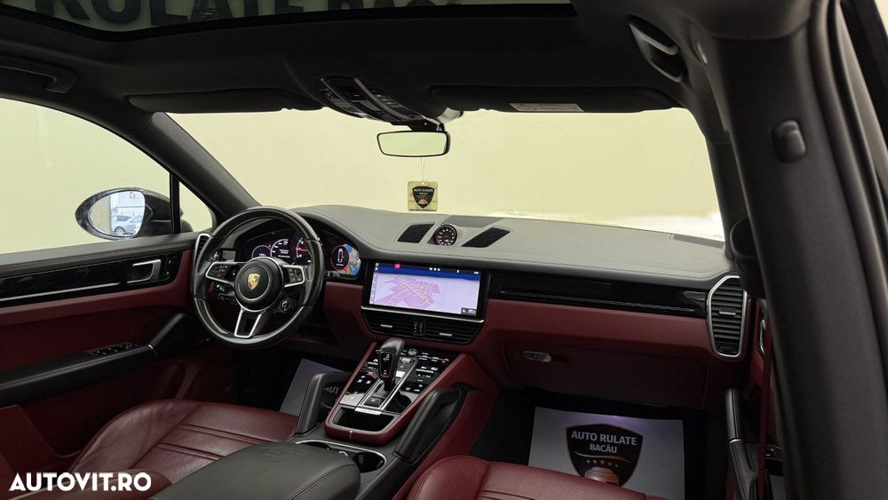 Porsche Cayenne Coupe Standard - 13