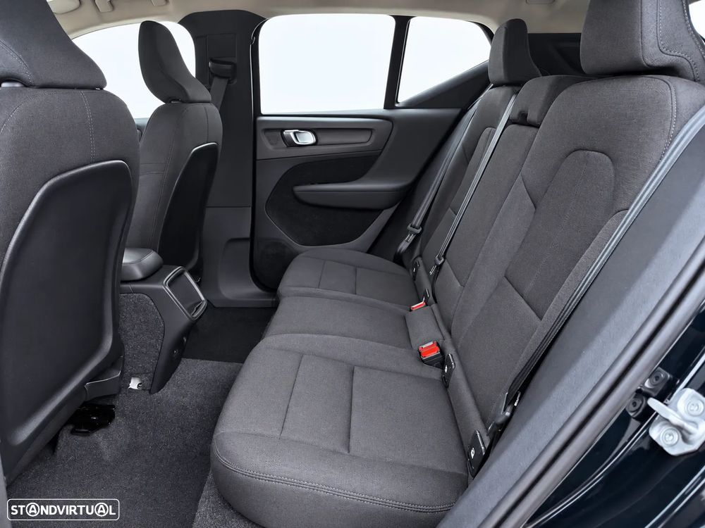 Volvo XC 40 2.0 D3 Momentum - 8