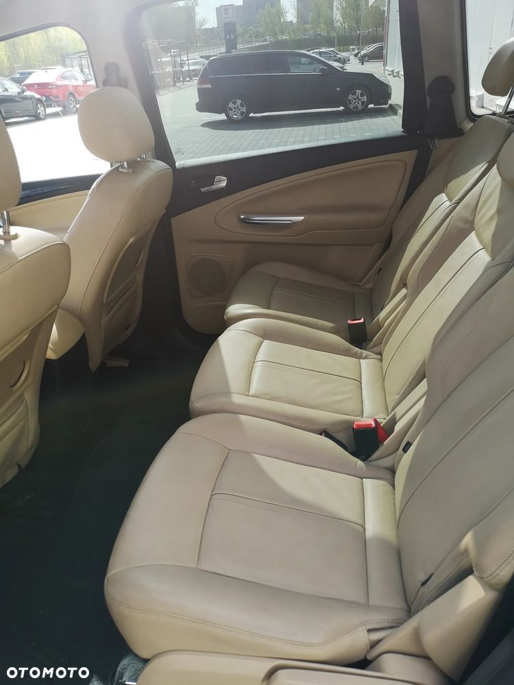 Ford Galaxy 2.0 TDCi Platinium X (Ghia) - 23