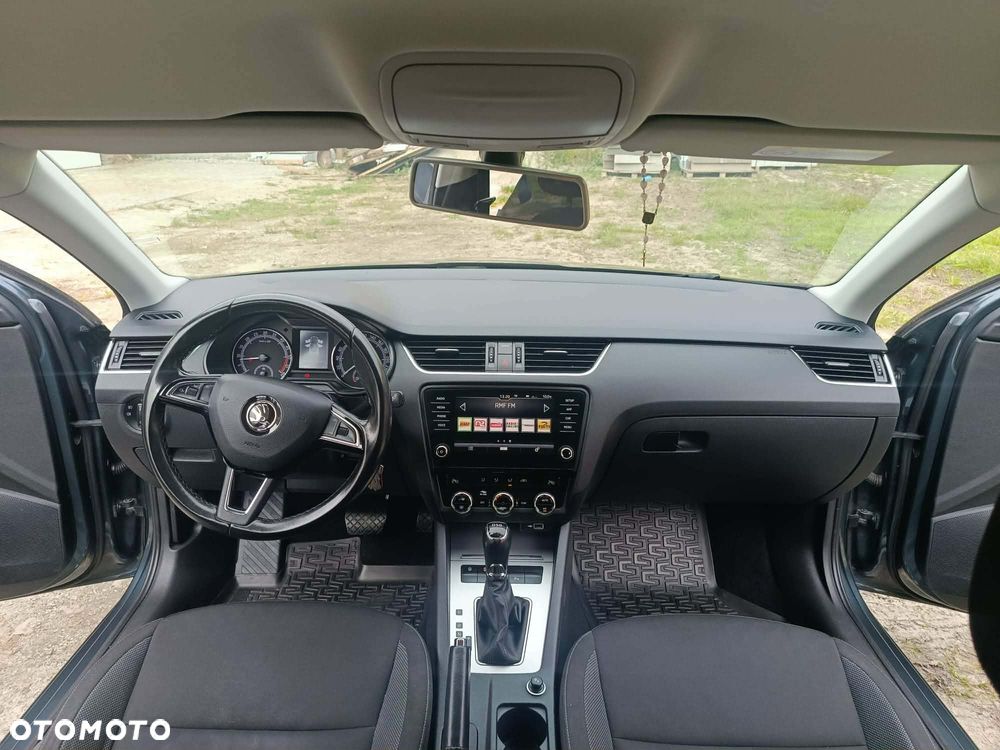 Skoda Octavia 2.0 TDI SCR Ambition DSG - 5