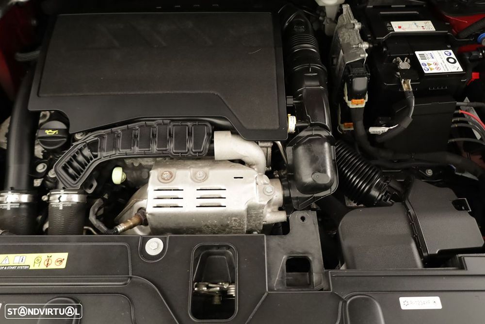 Peugeot 3008 1.2 PureTech GT EAT8 - 25