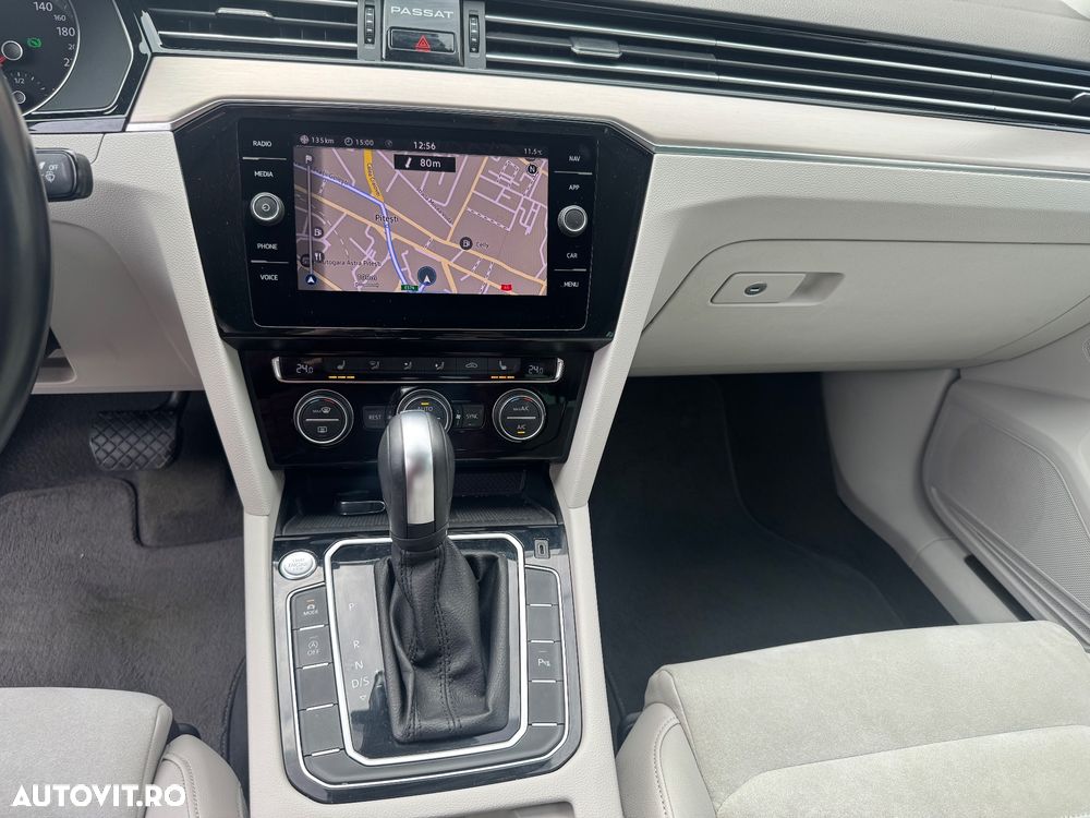 Volkswagen Passat - 17