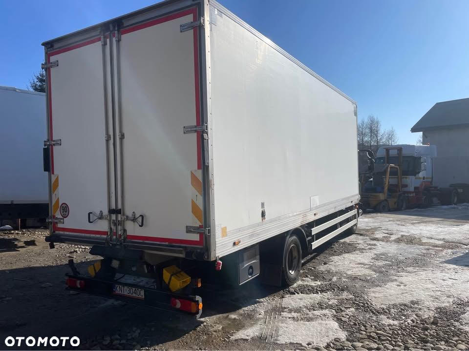 Iveco EUROCARGO 120EL - 9