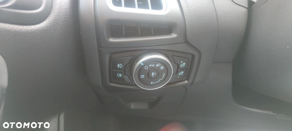 Ford Focus 1.5 TDCi DPF Start-Stopp-System Titanium - 10