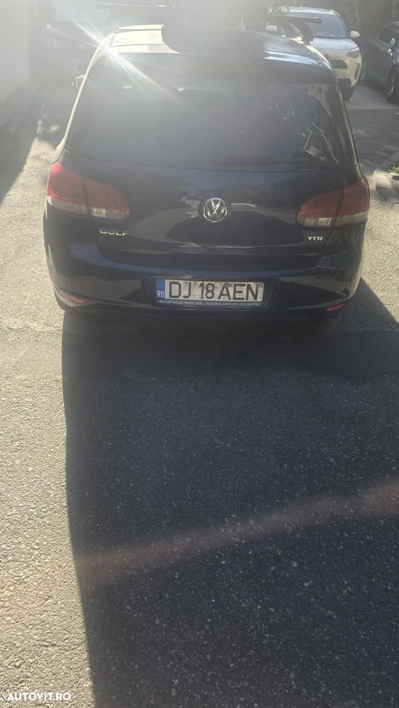Volkswagen Golf 1.6 TDI DPF Trendline - 11