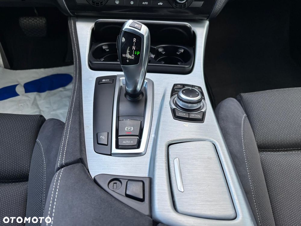 BMW Seria 5 520d Sport-Aut - 16