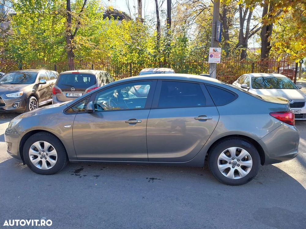 Opel Astra 1.6 CDTI ECOTEC ECOFlex Start/Stop Enjoy - 3