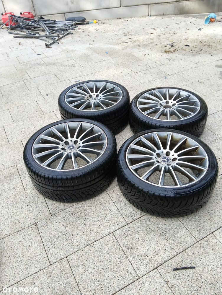 Mercedes-Benz CLS 350 d 4-Matic - 28