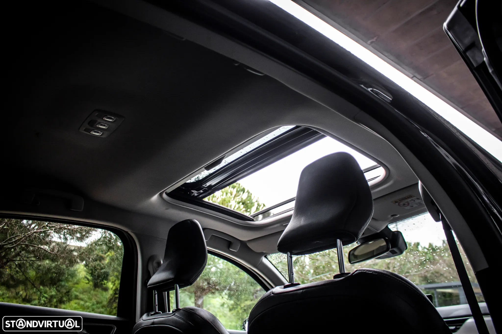 Renault Arkana 1.6 E-Tech Intens - 42