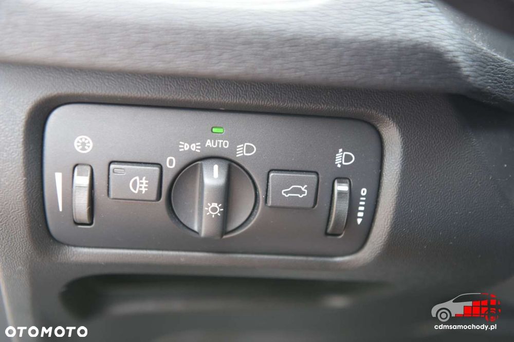 Volvo V40 - 33