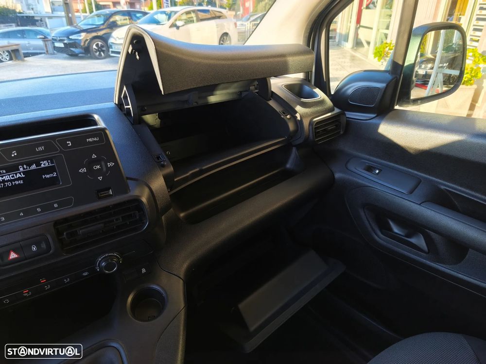 Citroën Berlingo 1.6 HDI 3 Lug IVA DEDUTIVEL - 17