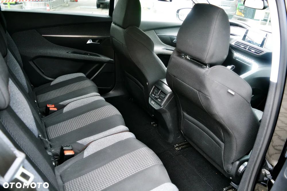Peugeot 5008 BlueHDi 130 EAT8 Active - 11