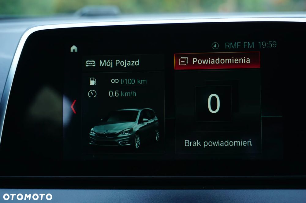 BMW Seria 2 218i GT Advantage - 28
